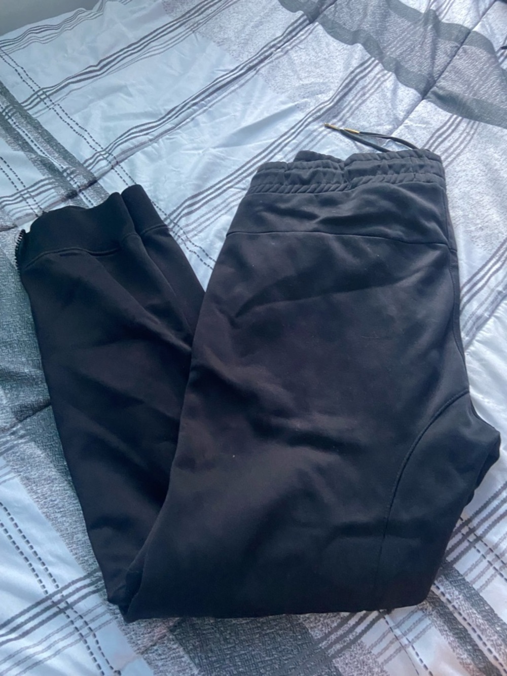 Men's Black Jogger Sweatpants - Classic Comfort